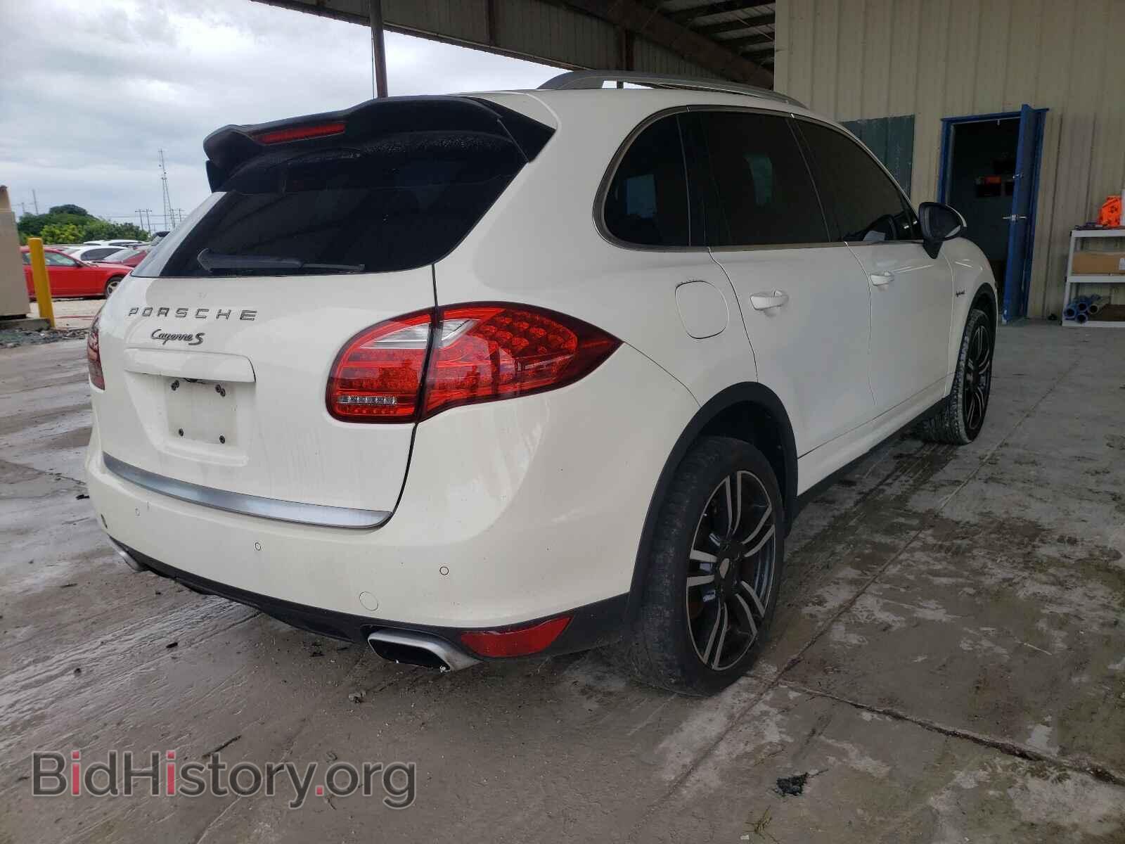 2011 PORSCHE CAYENNE - VIN: WP1AE2A29BLA93649 - Фото 4