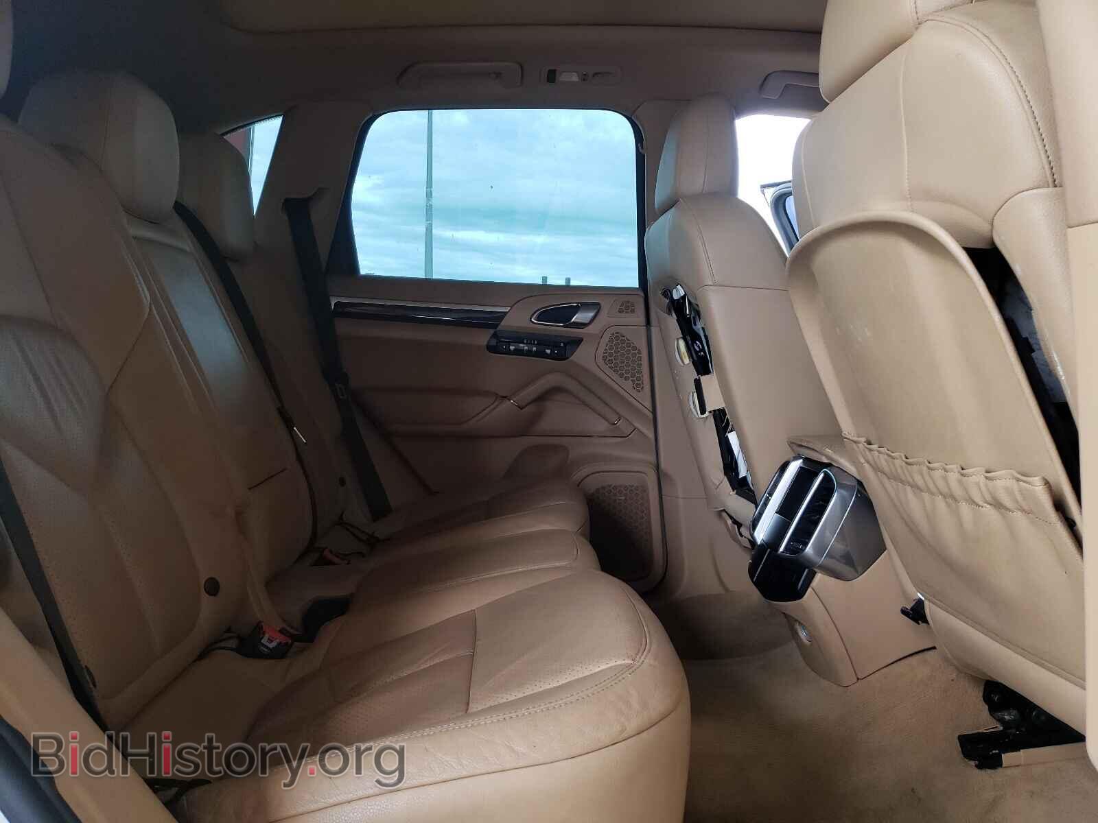 2011 PORSCHE CAYENNE - VIN: WP1AE2A29BLA93649 - Фото 6