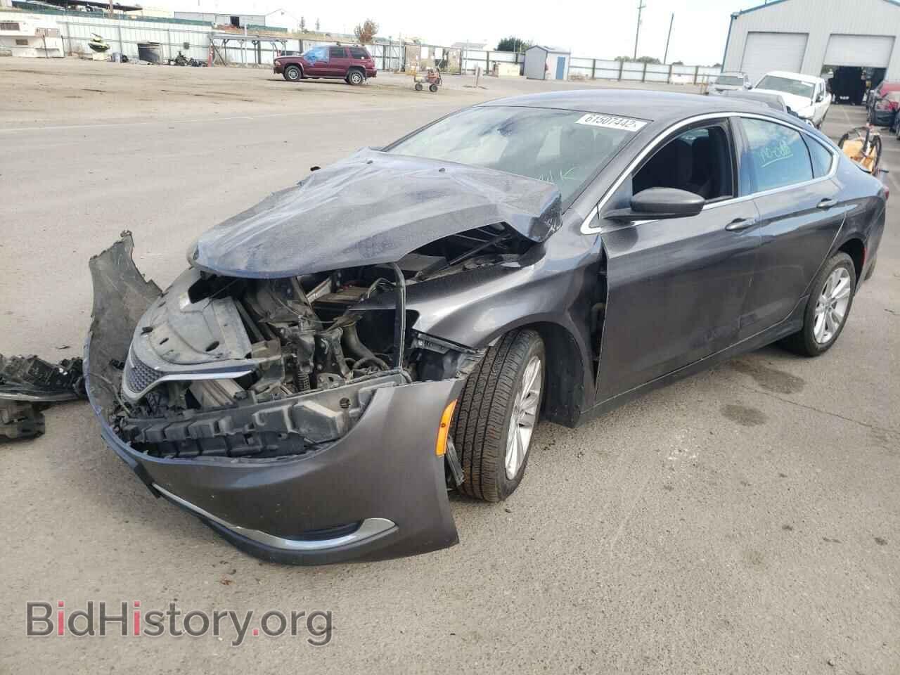 2015 CHRYSLER 200 - VIN: 1C3CCCAB3FN602042 - Фото 2