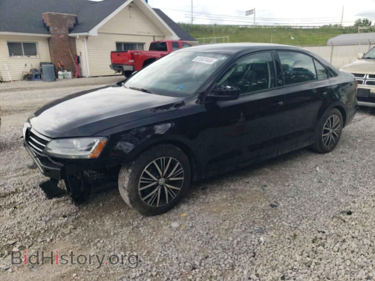 Photo 3VWB67AJ2JM213745 - VOLKSWAGEN JETTA 2018