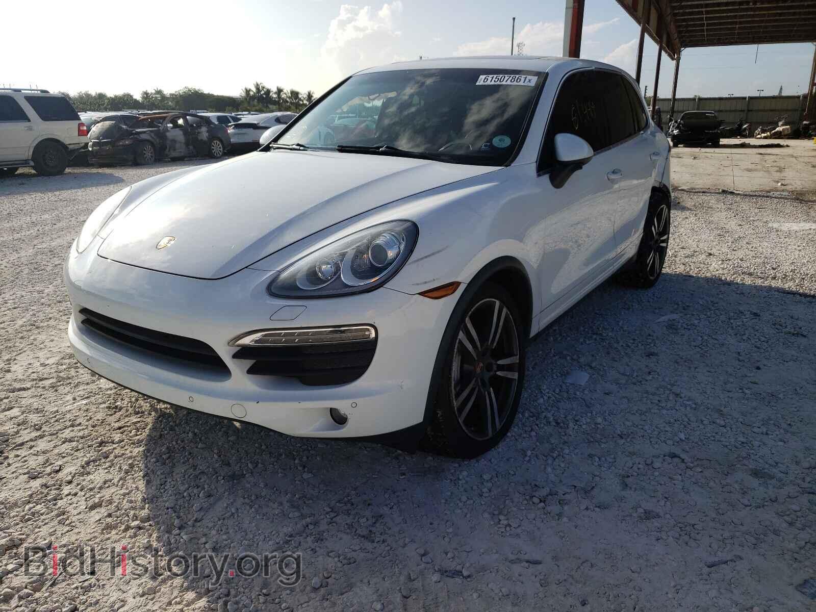 2014 PORSCHE CAYENNE - VIN: WP1AB2A24ELA56358 - Фото 2