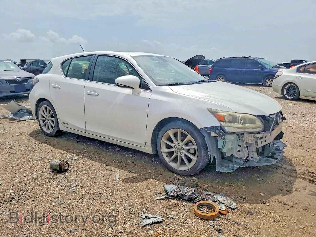 2013 LEXUS CT 200 - VIN: JTHKD5BH3D2139285 - Photo 4