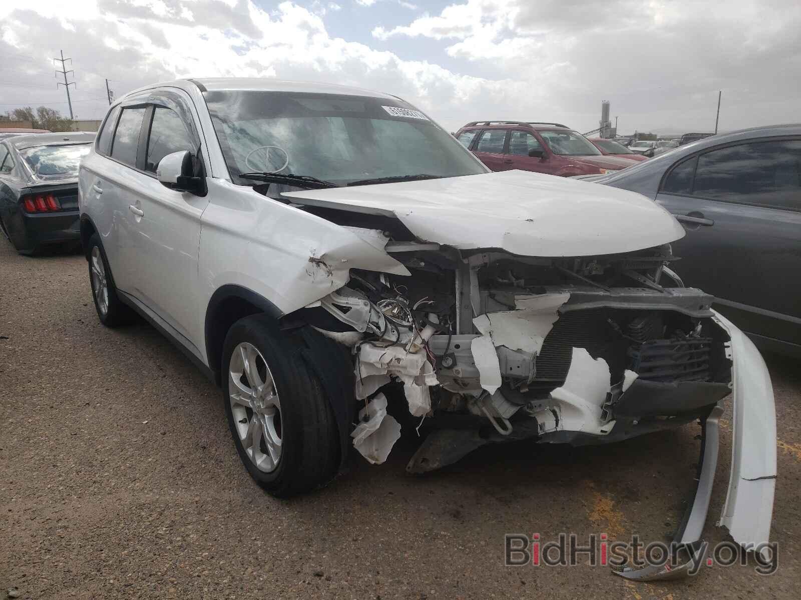 Photo JA4AD3A31FZ006715 - MITSUBISHI OUTLANDER 2015