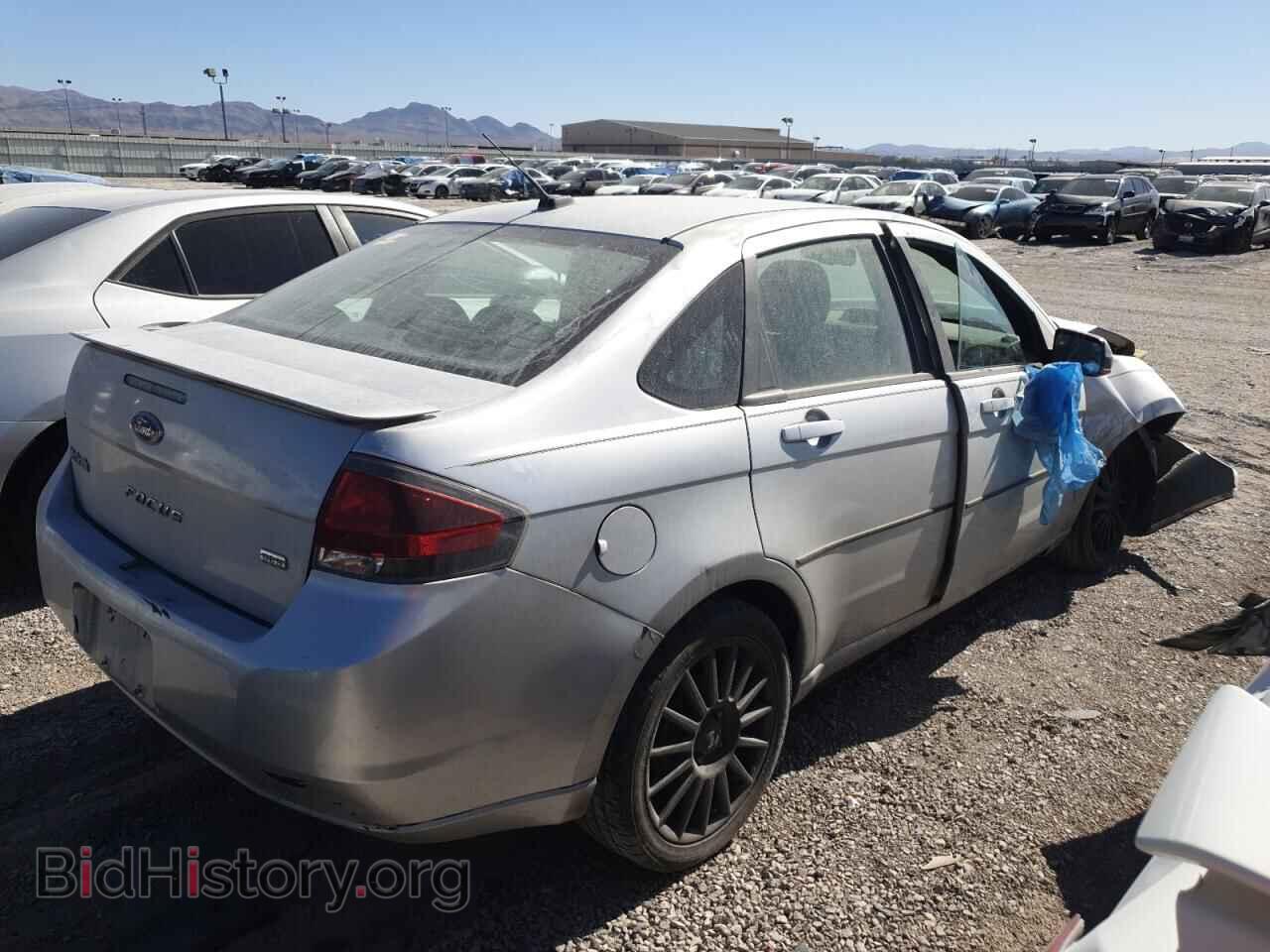 2011 FORD FOCUS - VIN: 1FAHP3GN1BW108229 - Фото 3