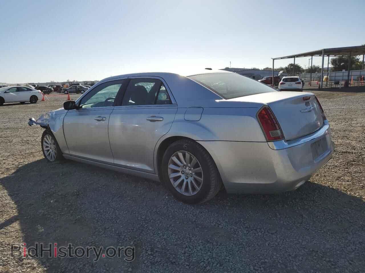 2012 CHRYSLER 300 - VIN: 2C3CCAAG0CH114137 - Фото 2