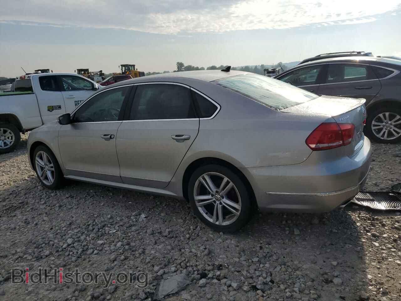 2014 VOLKSWAGEN PASSAT - VIN: 1VWBN7A32EC102091 - Фото 2