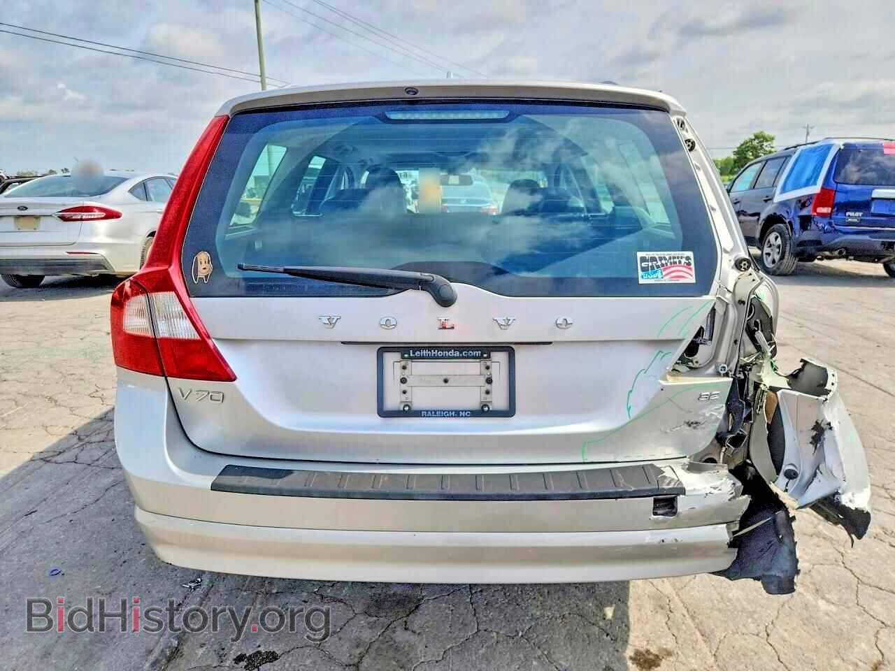2010 VOLVO V70 - VIN: YV1982BW7A1124107 - Фото 6