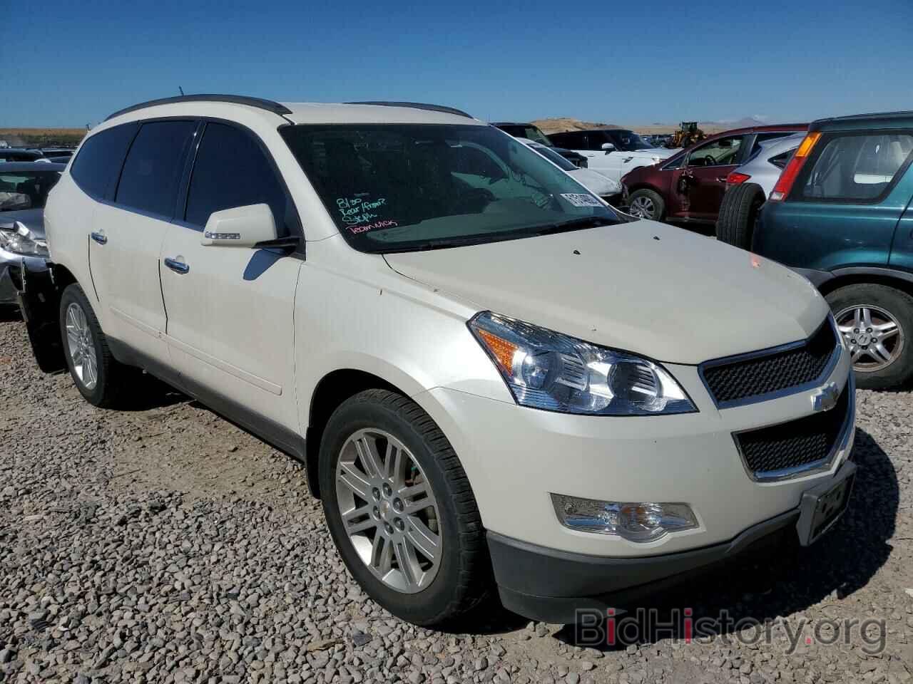 Photo 1GNKVGED6BJ235117 - CHEVROLET TRAVERSE 2011