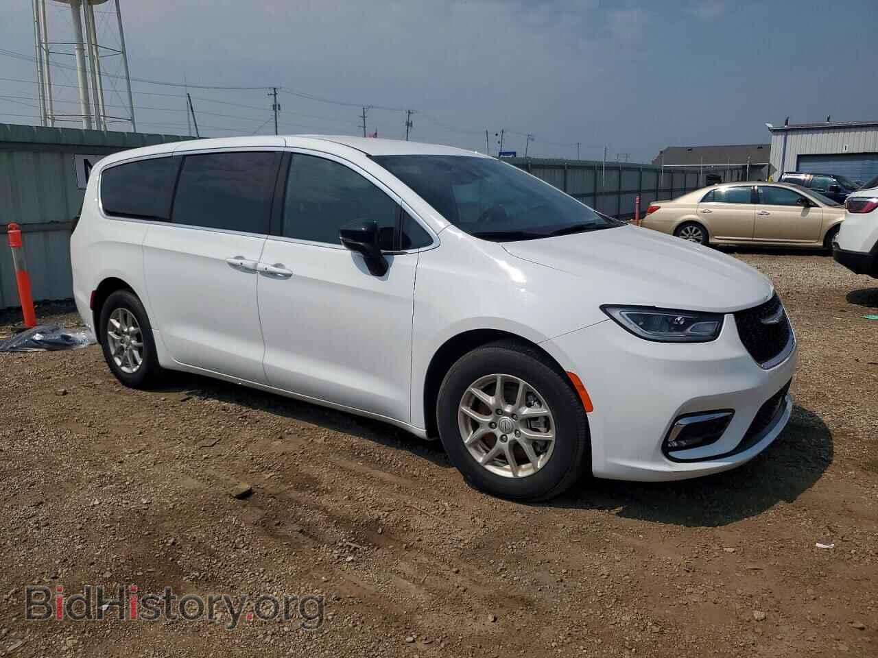 2026 CHRYSLER PACIFICA - VIN: 2C4RC1BG2TR212780 - Photo 4