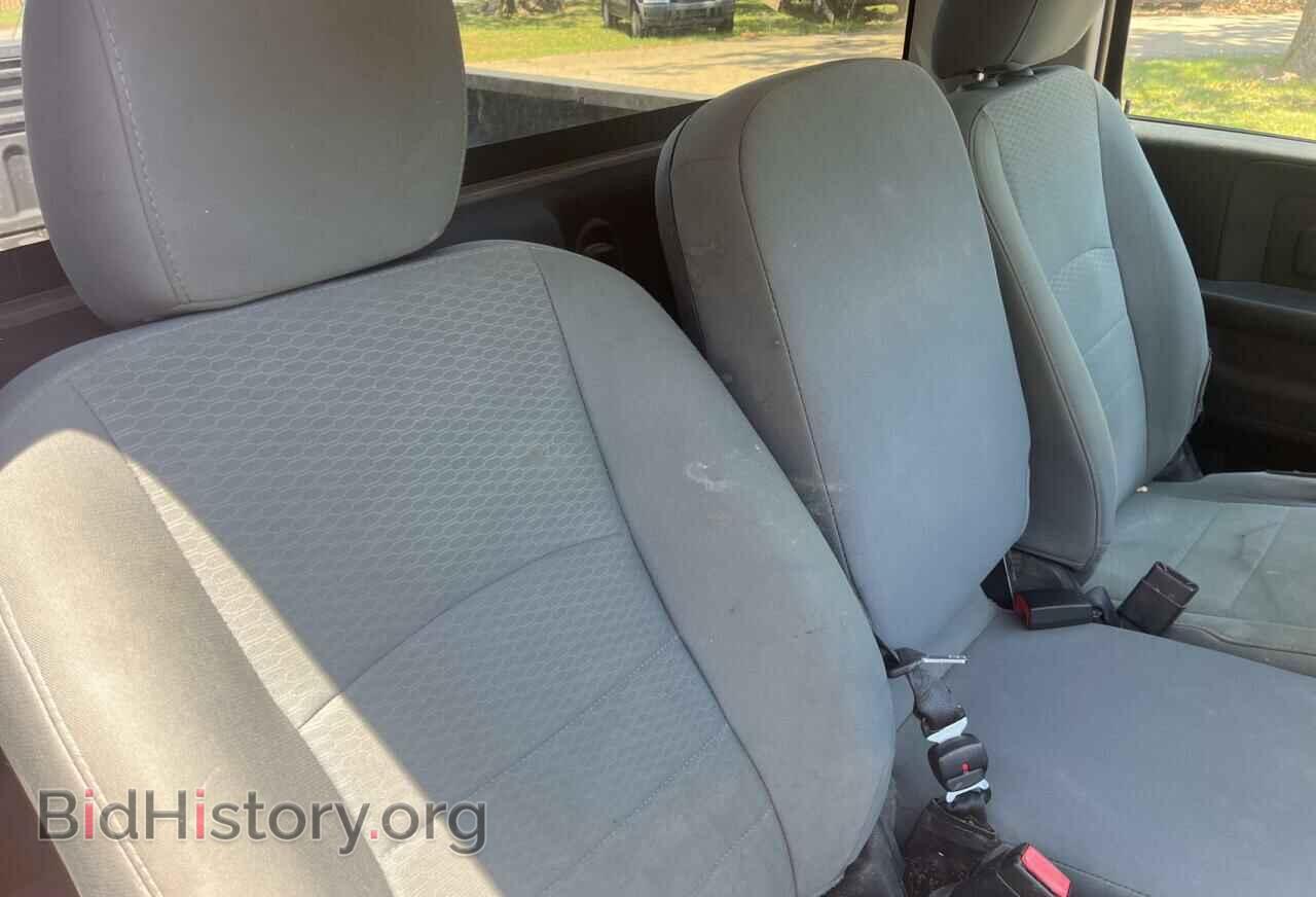 2016 RAM 1500 - VIN: 3C6JR6DT2GG115410 - Фото 6