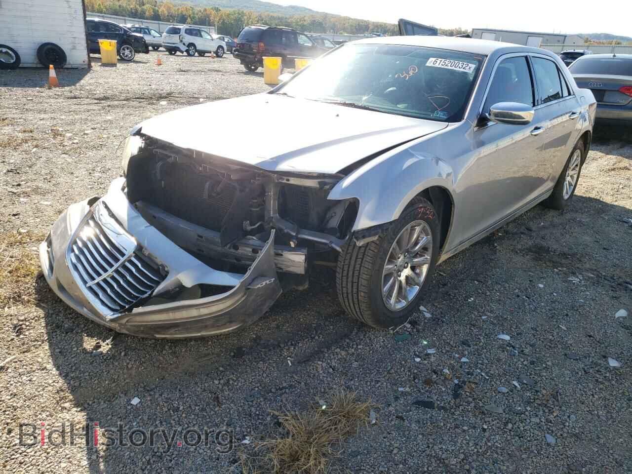 2011 CHRYSLER 300 - VIN: 2C3CA5CG4BH547047 - Фото 2