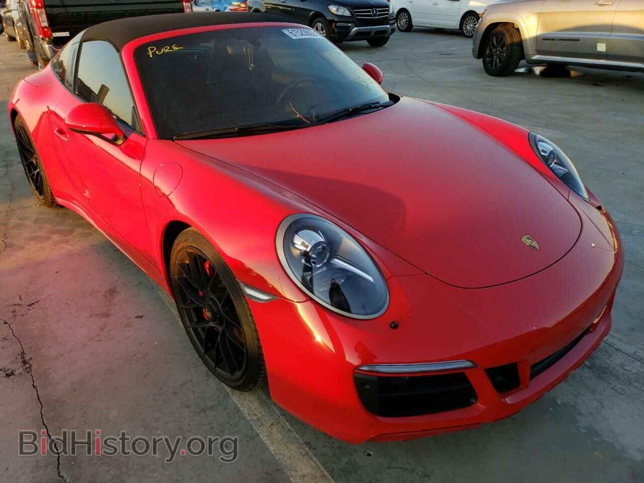 Фотография WP0BB2A95HS136975 - PORSCHE 911 2017