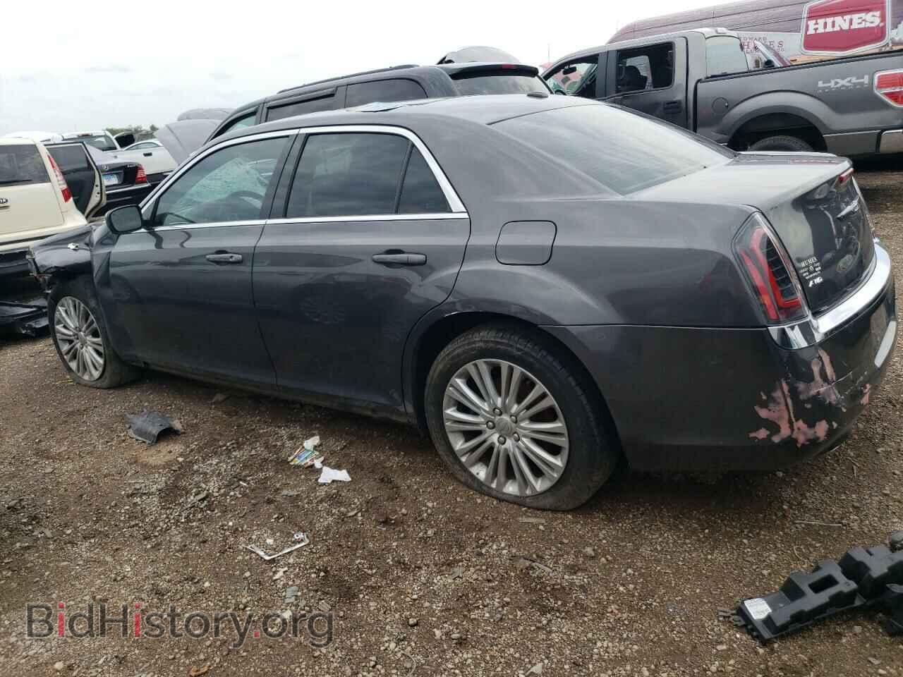 2013 CHRYSLER 300 - VIN: 2C3CCARG7DH717317 - Фото 2