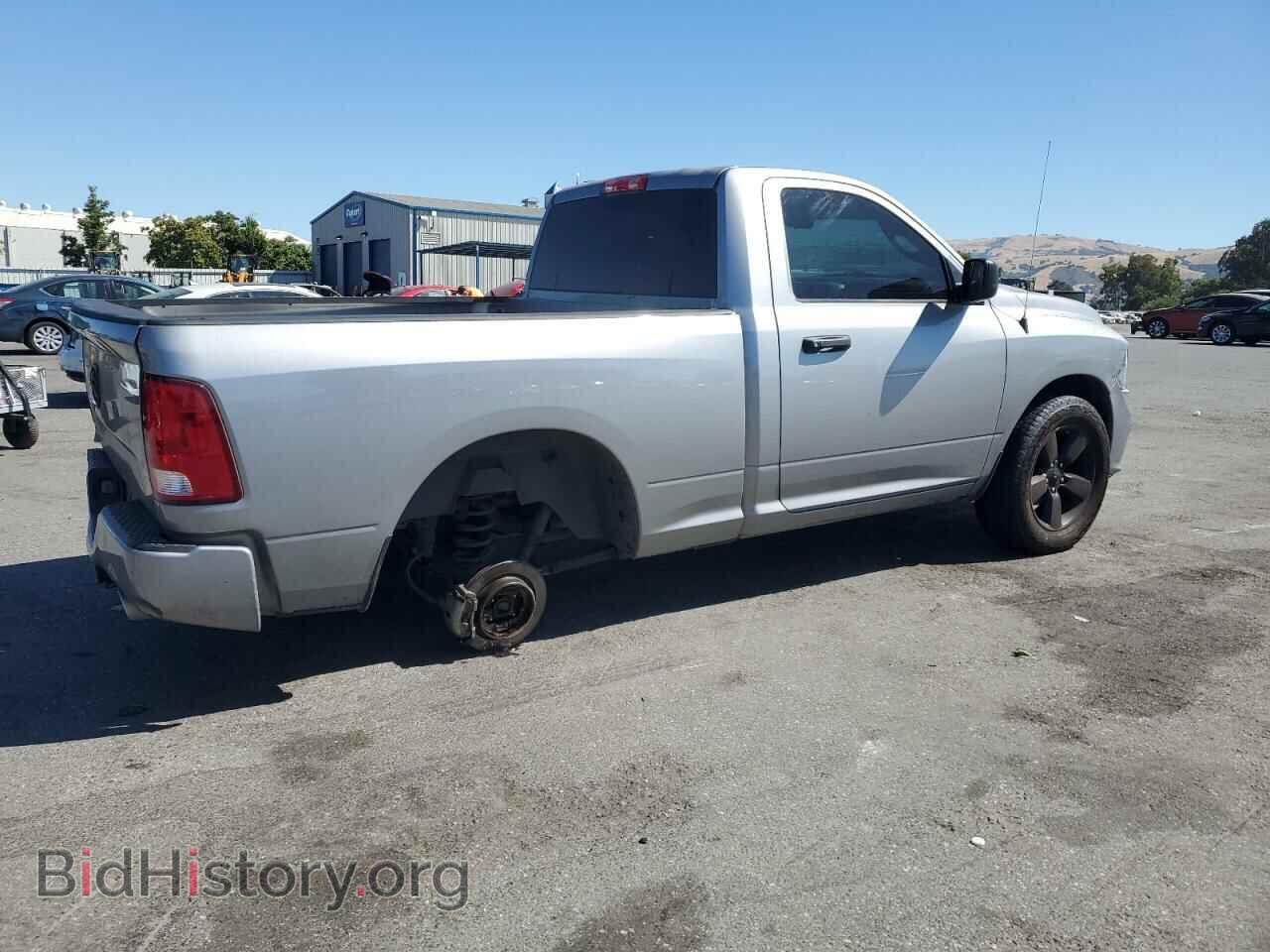 2019 RAM 1500 - VIN: 3C6JR6AT1KG662312 - Фото 3