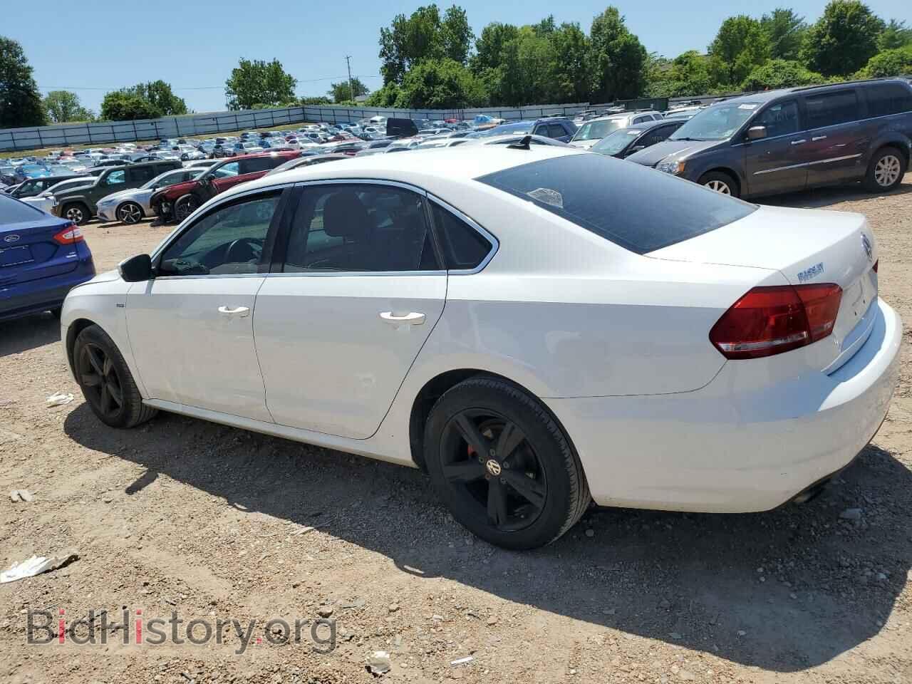 2015 VOLKSWAGEN PASSAT - VIN: 1VWAT7A37FC110142 - Фото 2