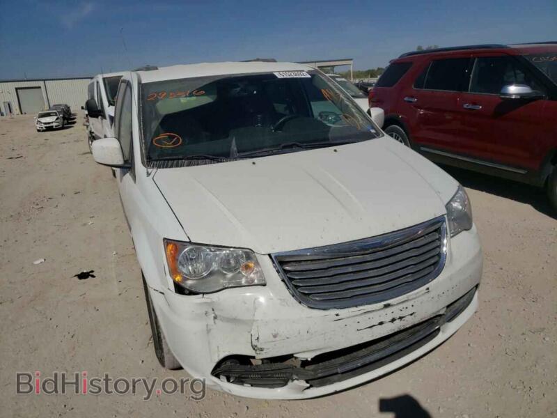 2016 Chrysler MINIVAN Town & COU (VIN 2C4RC1BGXGR295316) — photo 1 of 10, Copart, damage: rear end