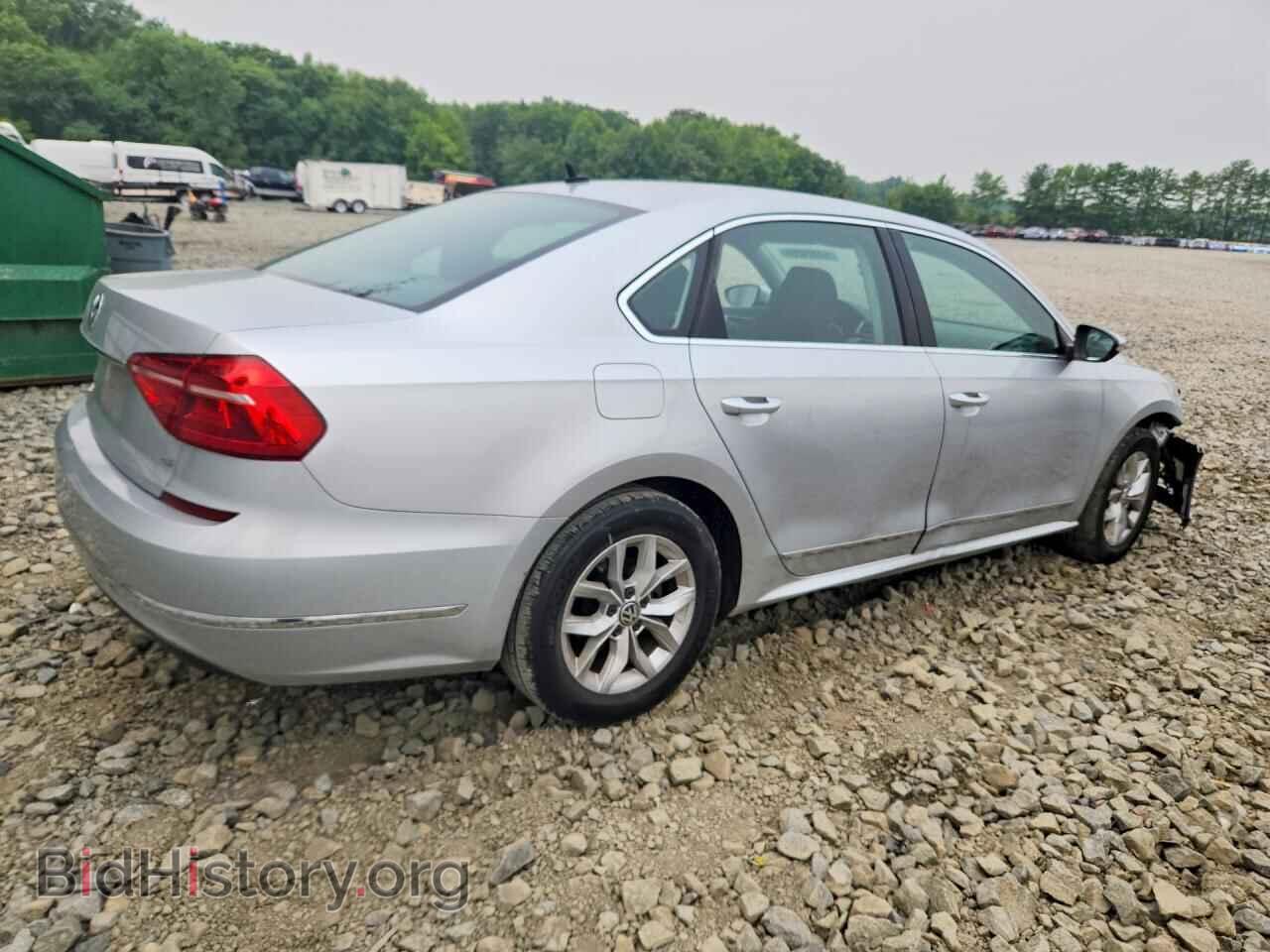 2016 VOLKSWAGEN PASSAT - VIN: 1VWAT7A37GC012858 - Фото 3