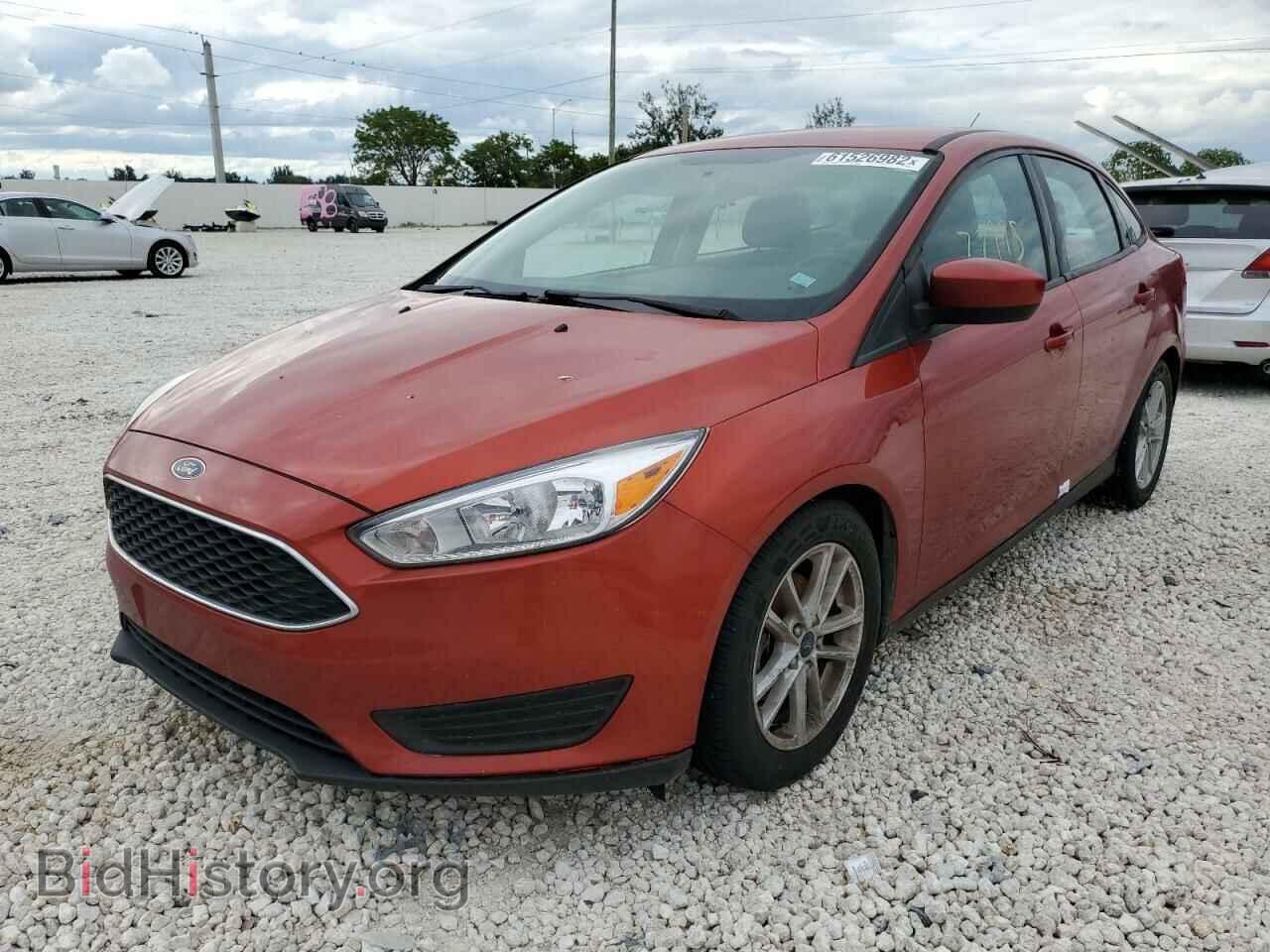 2018 FORD FOCUS - VIN: 1FADP3F23JL256288 - Фото 2