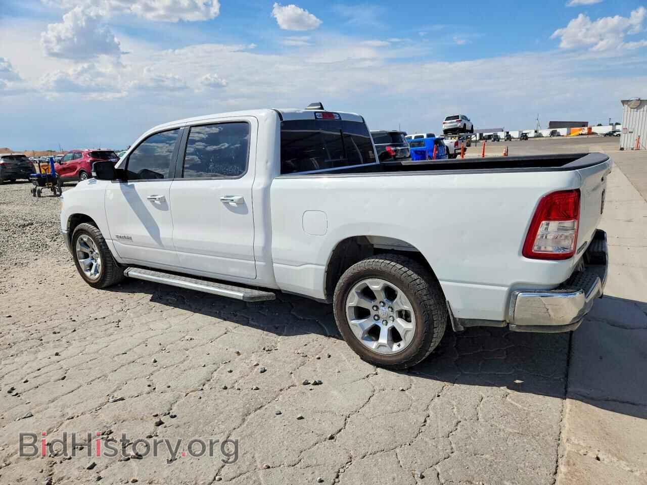 2020 RAM 1500 - VIN: 1C6SRFMT2LN294036 - Фото 2