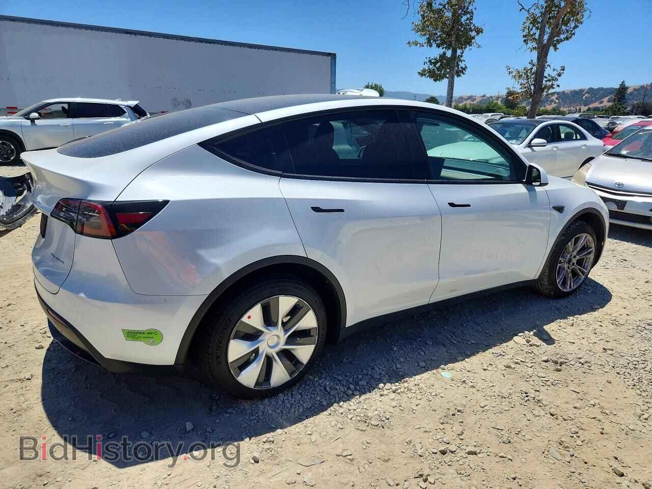 2023 TESLA MODEL Y - VIN: 7SAYGDEE6PF676624 - Photo 3