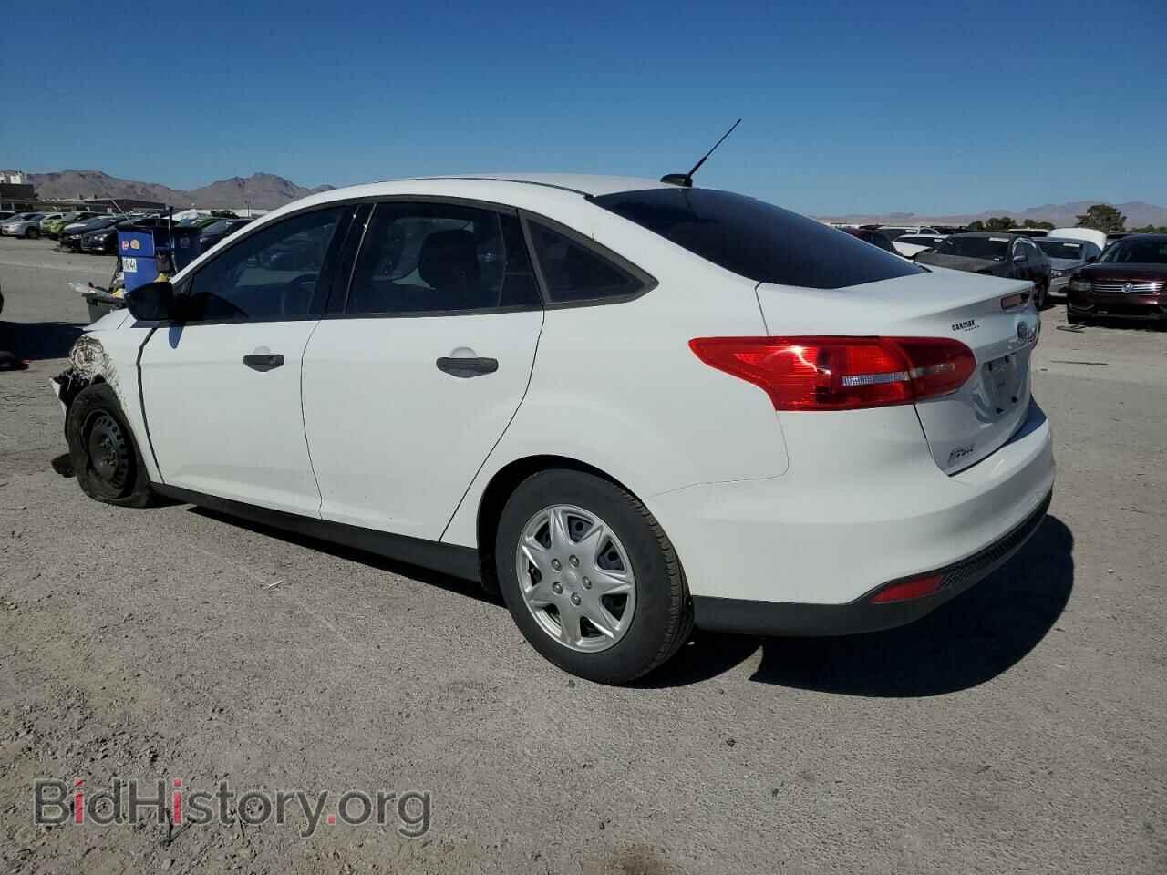 2018 FORD FOCUS - VIN: 1FADP3E20JL304900 - Фото 2