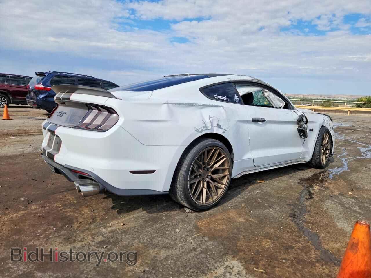 2019 FORD MUSTANG - VIN: 1FA6P8CF2K5153026 - Photo 3