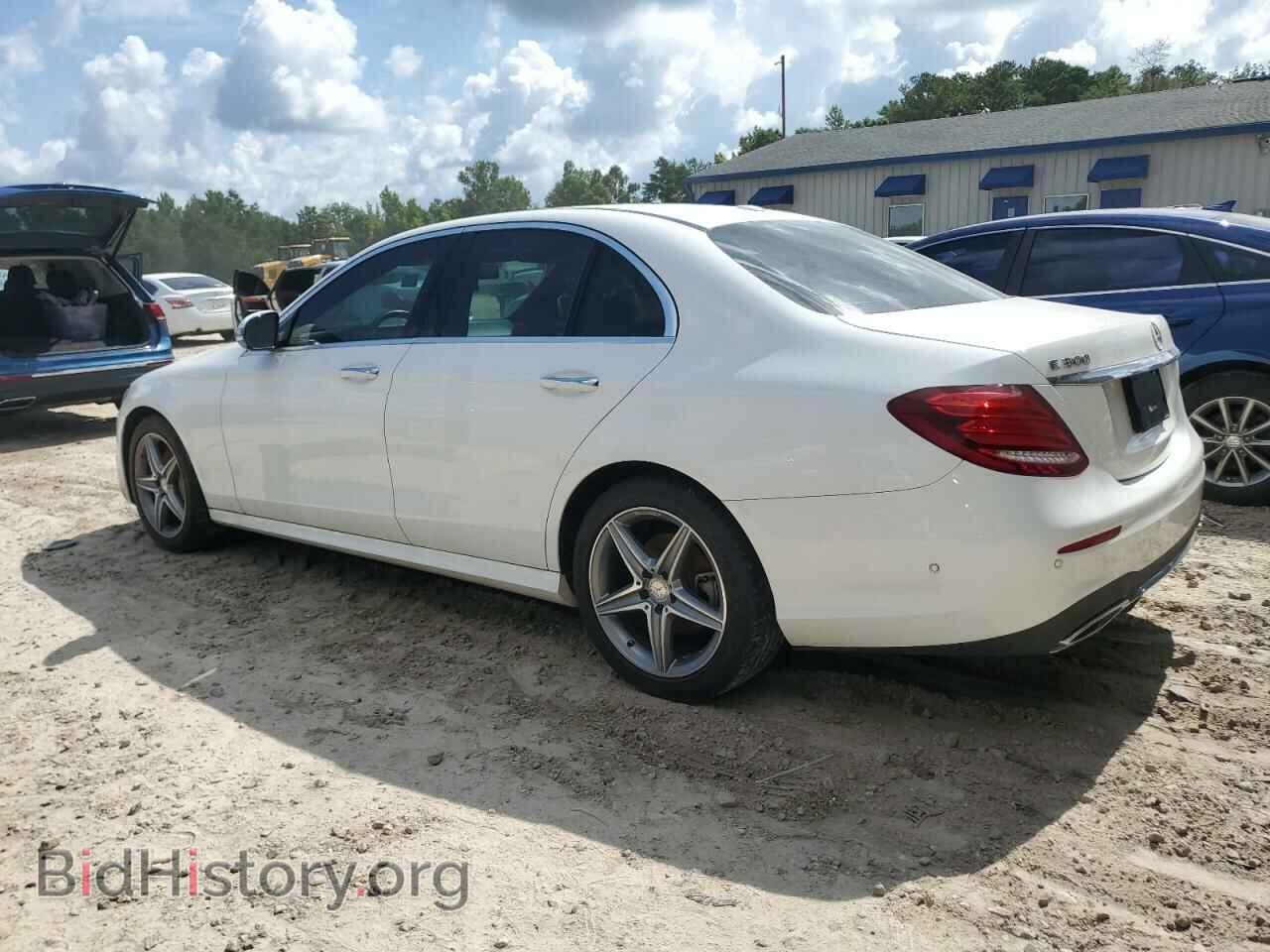 2017 MERCEDES-BENZ E-CLASS - VIN: WDDZF4JB0HA010018 - Фото 2
