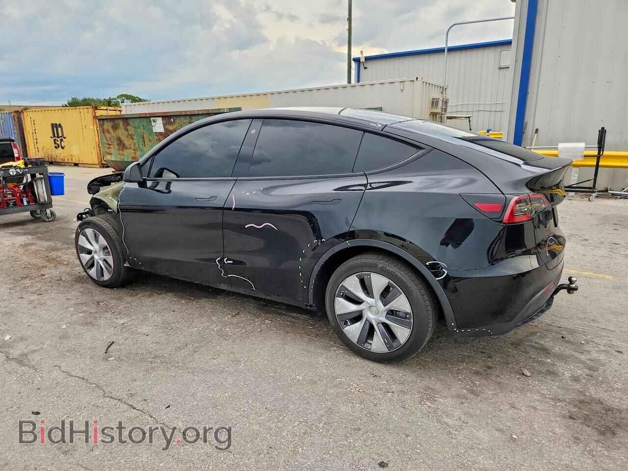 2022 TESLA MODEL Y - VIN: 7SAYGDEE3NA015482 - Photo 2