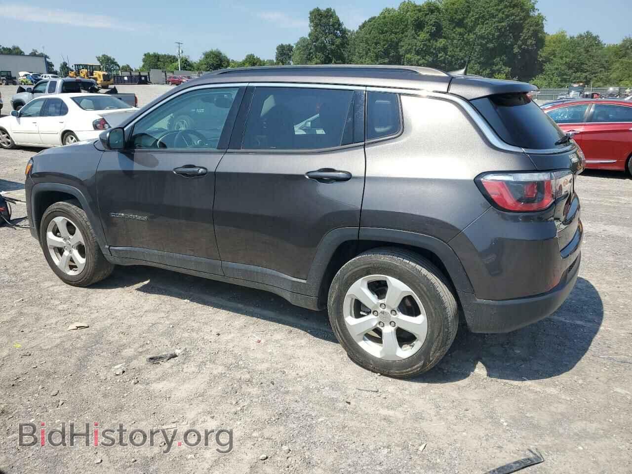 2018 JEEP COMPASS - VIN: 3C4NJCBB1JT108537 - Фото 2