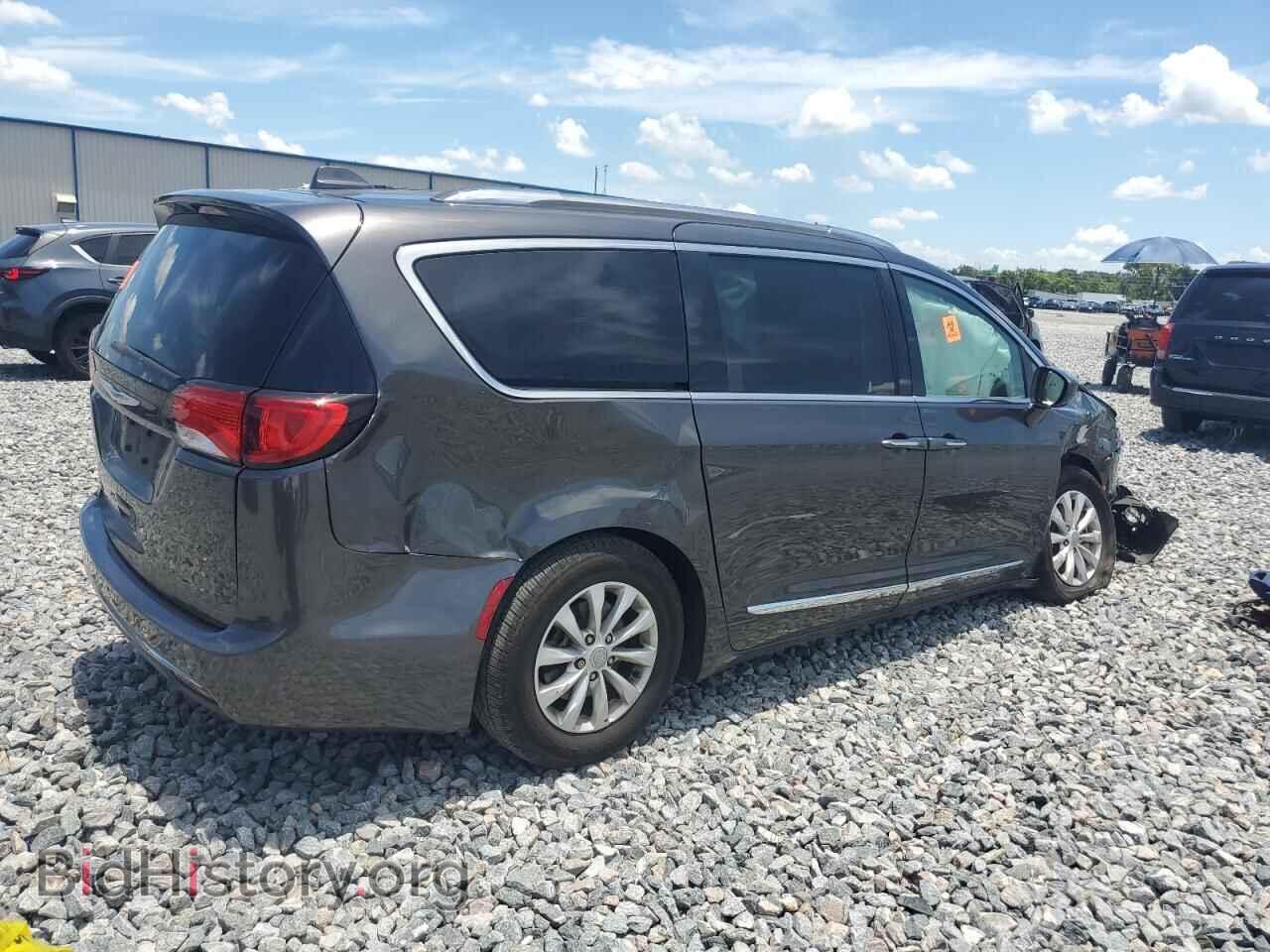 2019 CHRYSLER PACIFICA - VIN: 2C4RC1BG3KR587950 - Фото 3