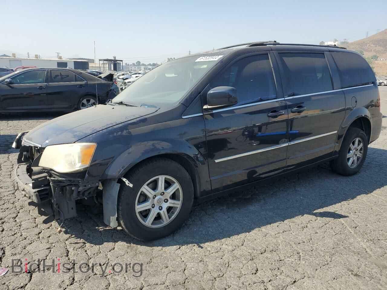 Photo 2A4RR5D10AR149393 - CHRYSLER MINIVAN 2010