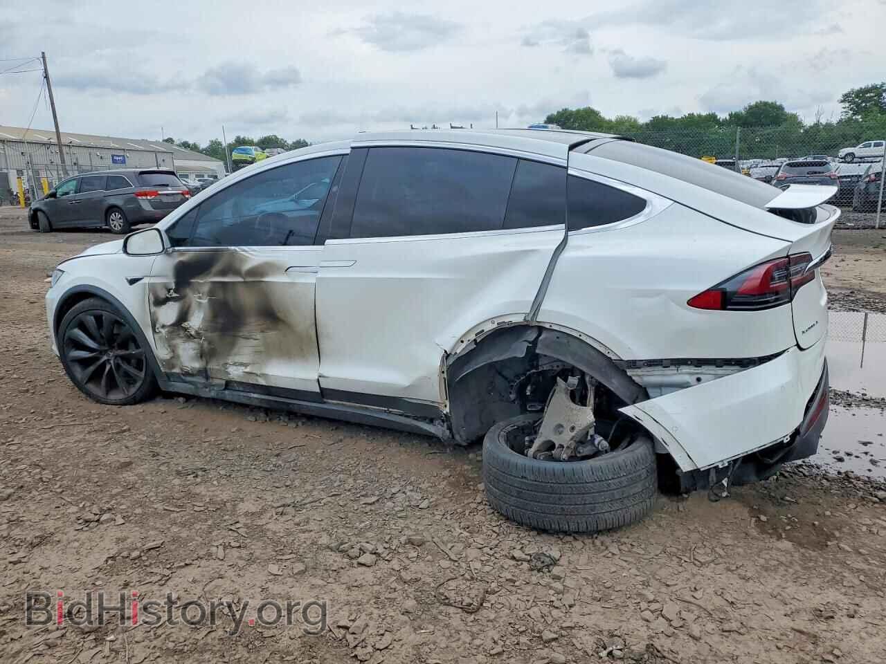 2017 TESLA MODEL X - VIN: 5YJXCAE25HF075151 - Photo 2