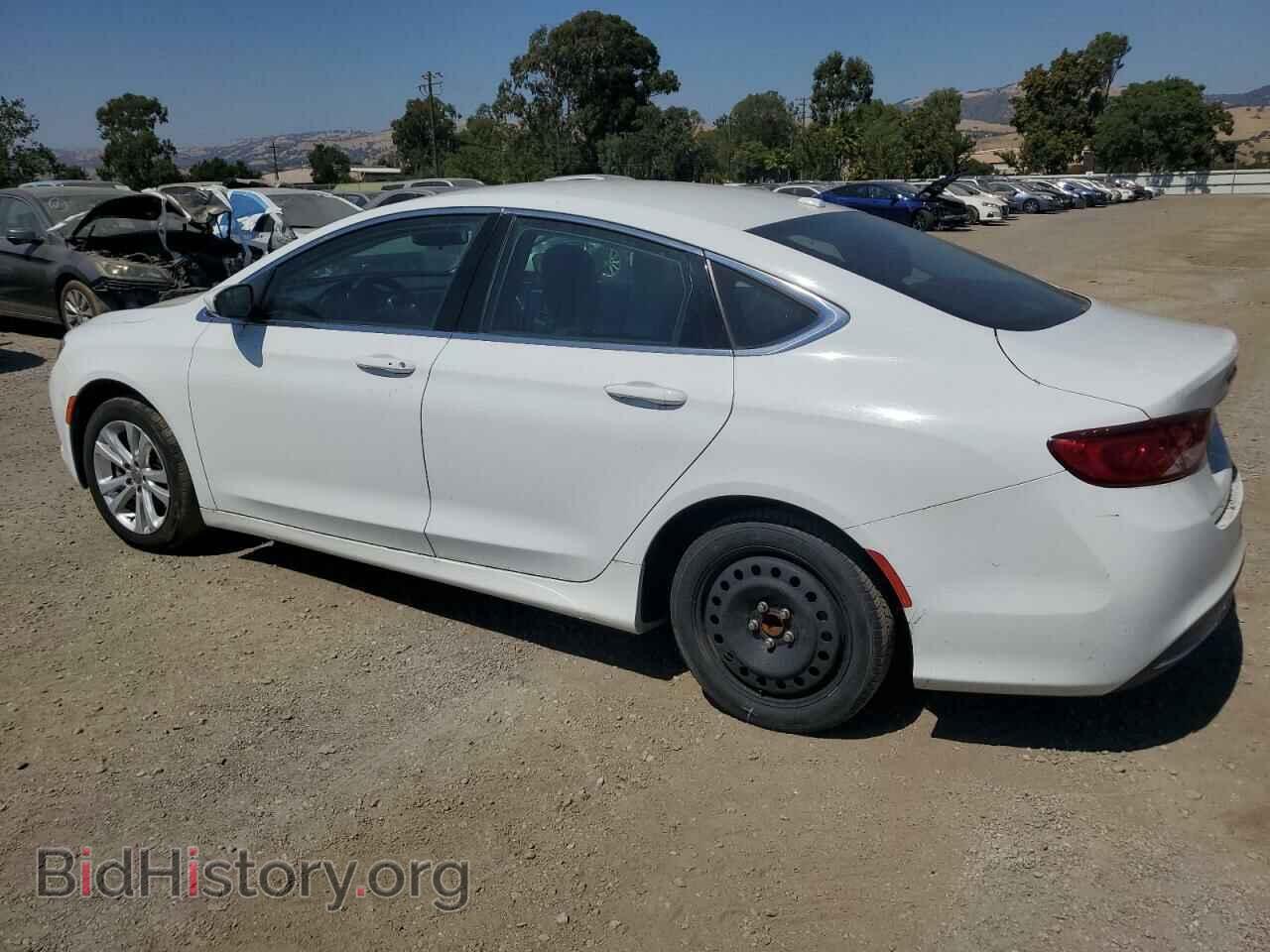 2015 CHRYSLER 200 - VIN: 1C3CCCABXFN747384 - Фото 2