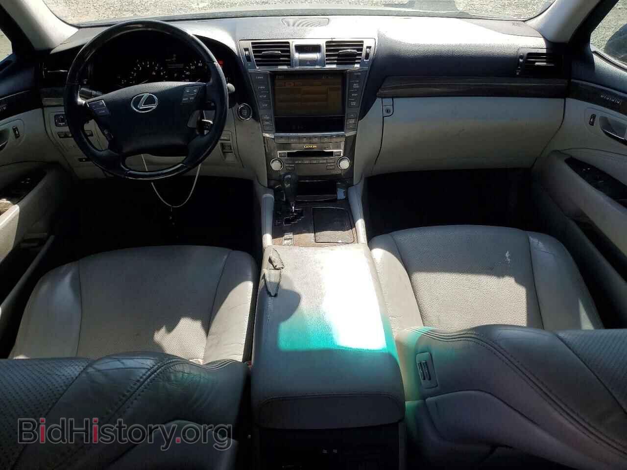 2010 LEXUS LS500 - VIN: JTHBL5EF5A5096608 - Photo 8