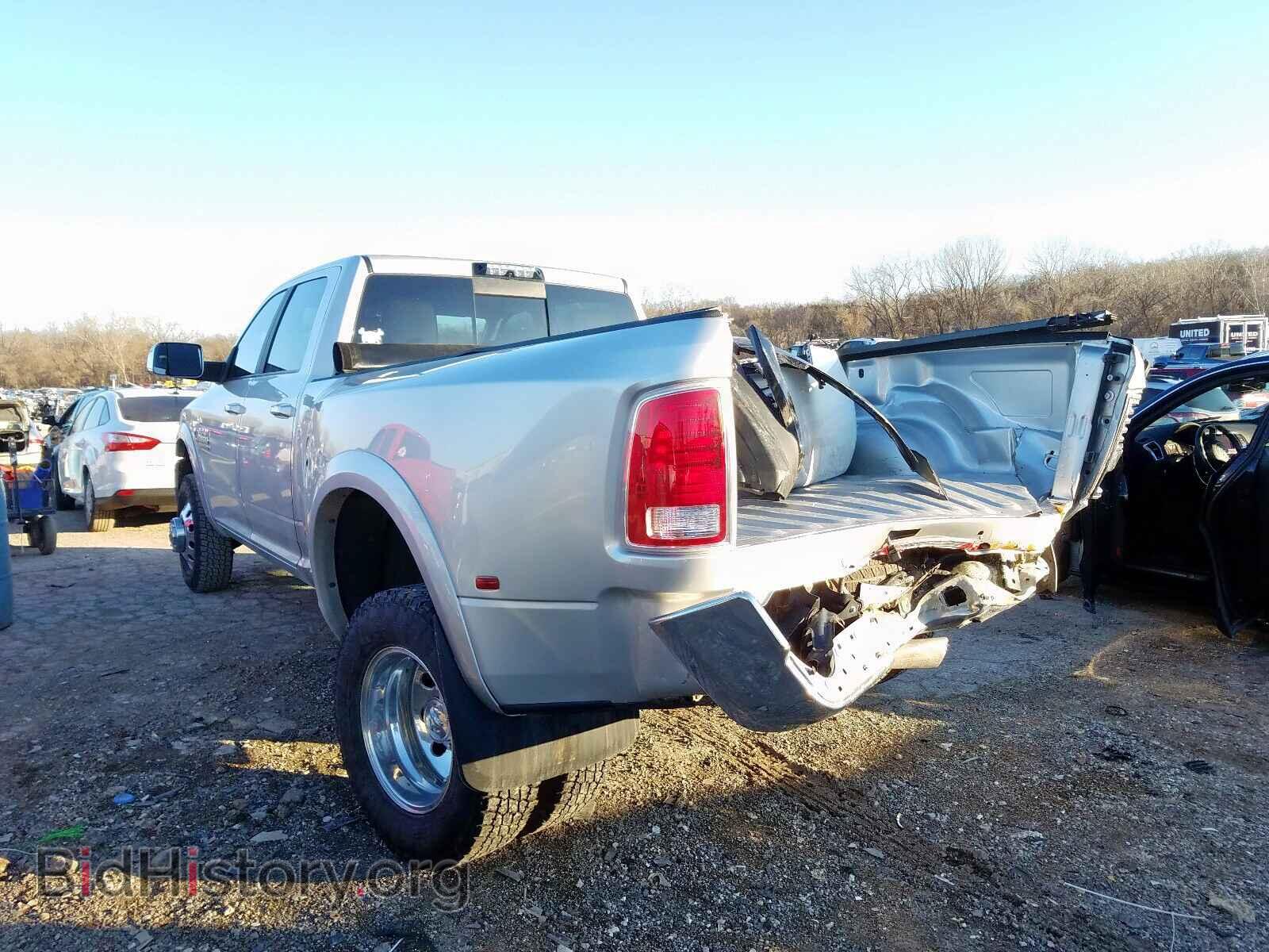 2017 RAM 3500 - VIN: 3C63RRJL7HG623226 - Фото 3