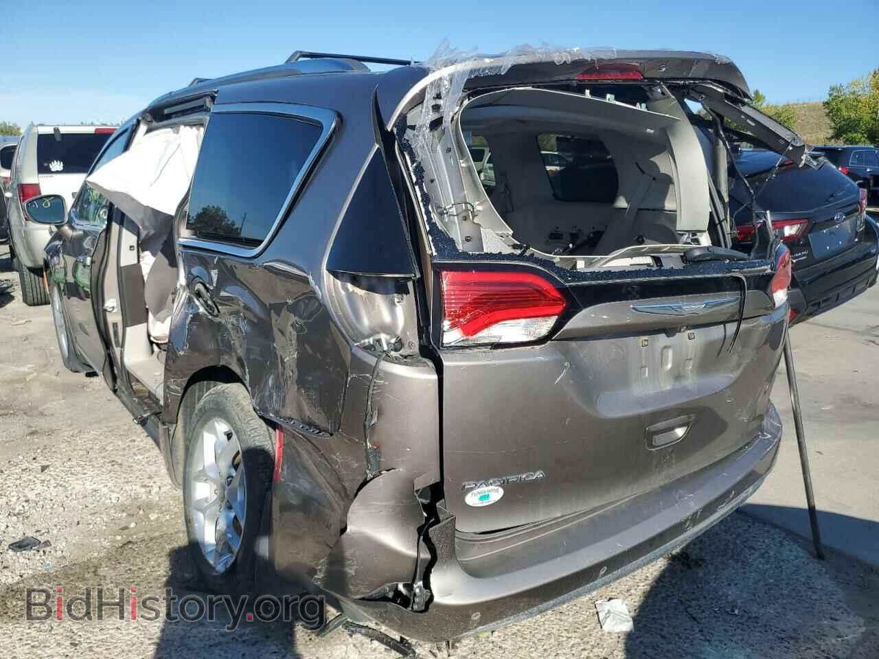 2017 CHRYSLER PACIFICA - VIN: 2C4RC1EG4HR555030 - Photo 3