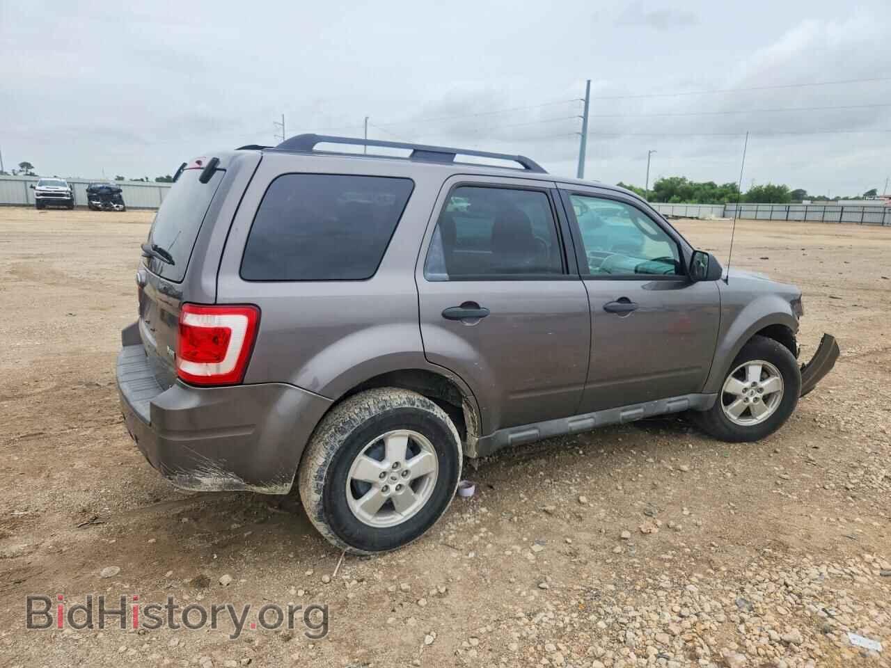 2011 FORD ESCAPE - VIN: 1FMCU0DG3BKB23898 - Фото 3