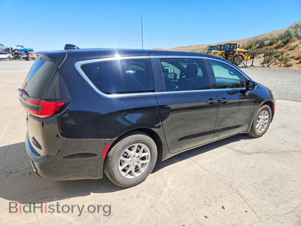 2026 CHRYSLER PACIFICA - VIN: 2C4RC1BG3TR225697 - Photo 3