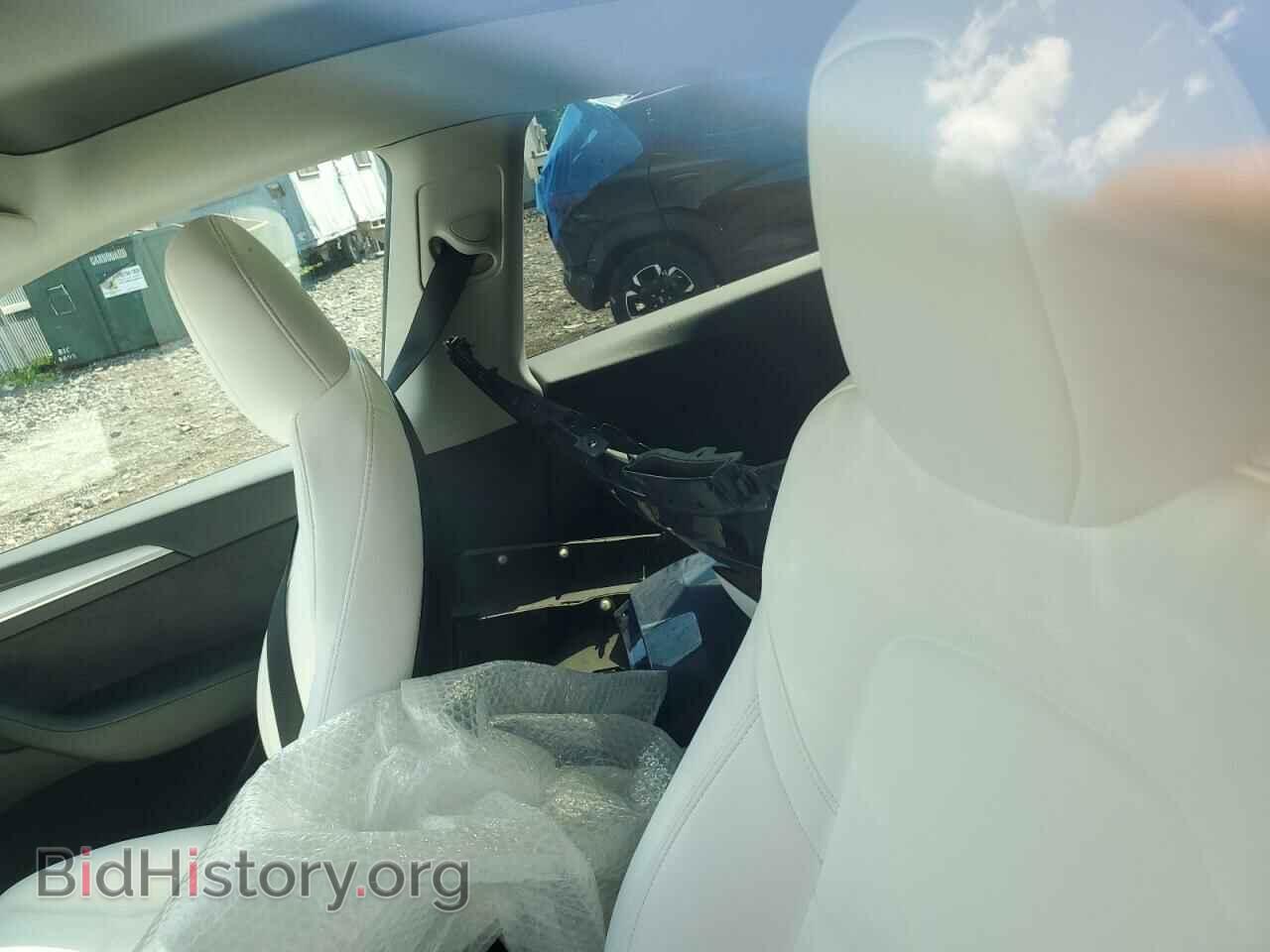 2024 TESLA MODEL Y - VIN: 7SAYGAEEXRF983702 - Photo 10