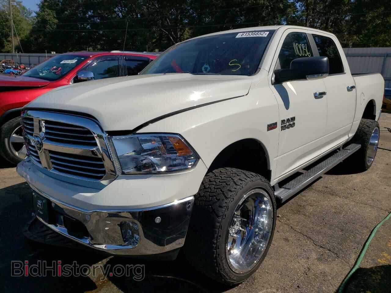2016 RAM 1500 - VIN: 1C6RR7LT4GS410365 - Фото 2