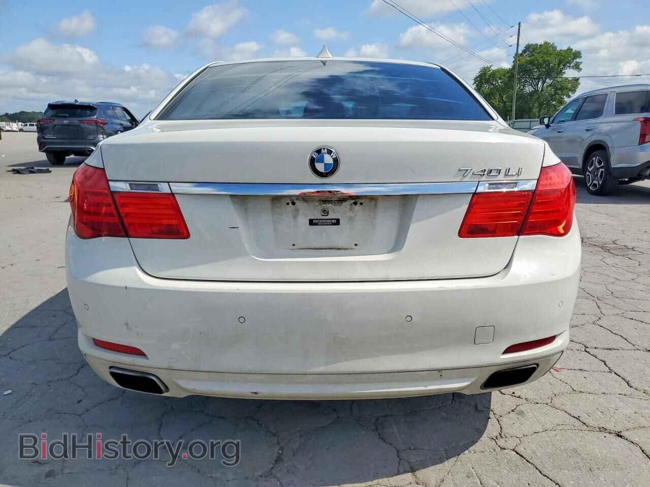 2012 BMW 7 SERIES - VIN: WBAKB4C56CC576533 - Photo 6