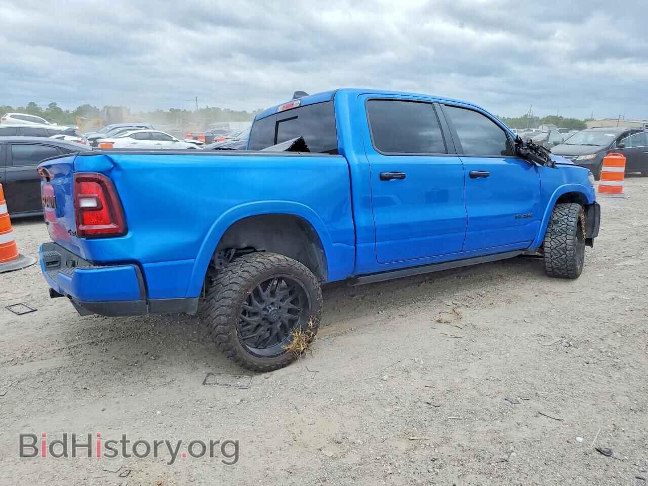 2025 RAM 1500 - VIN: 1C6SRFJP1SN661871 - Фото 3