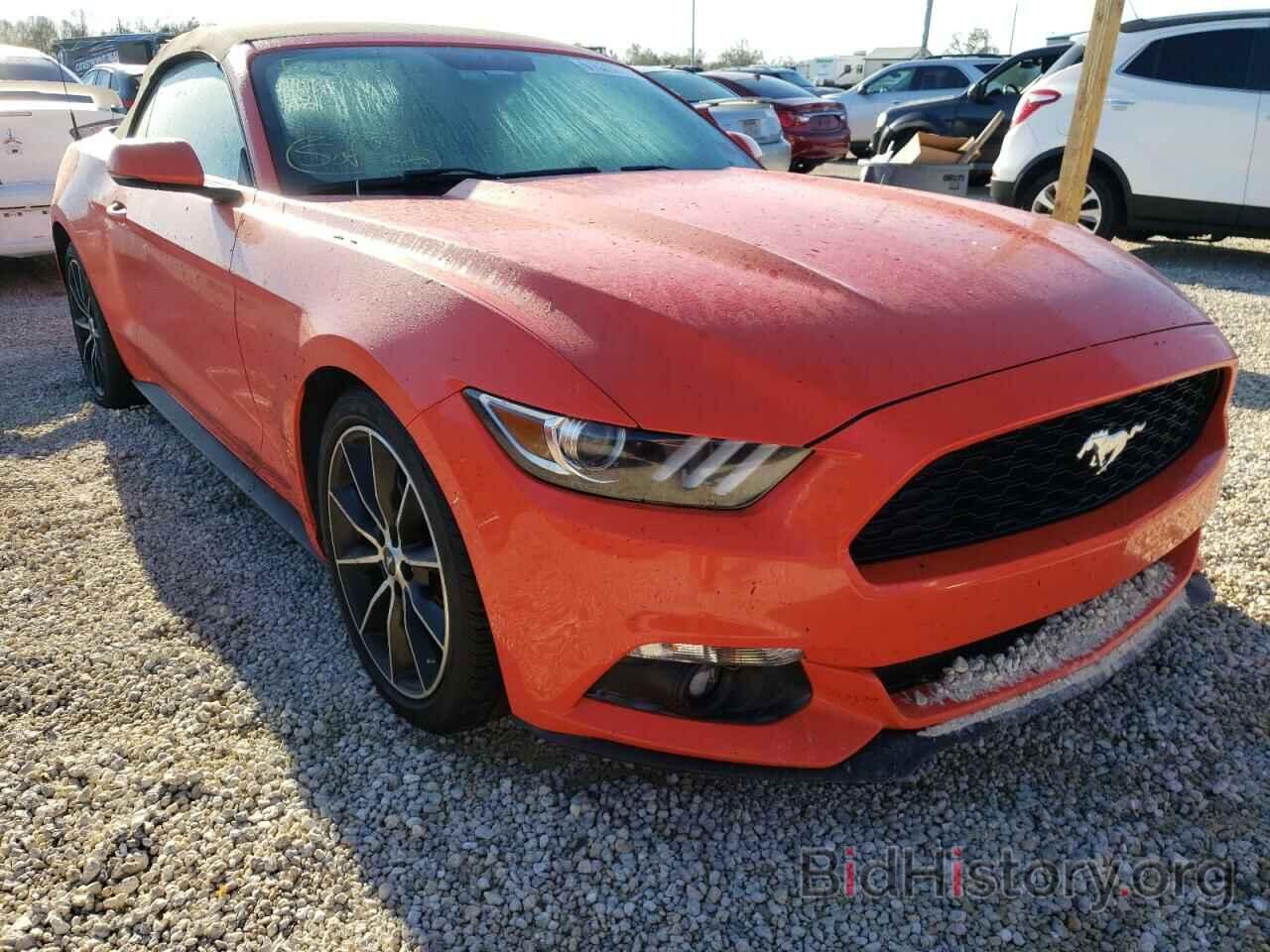 Photo 1FATP8UH4G5236256 - FORD MUSTANG 2016