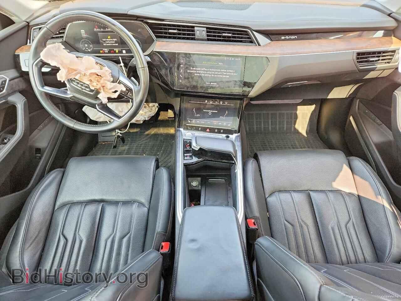 2019 AUDI E-TRON - VIN: WA1VABGE4KB018762 - Photo 8