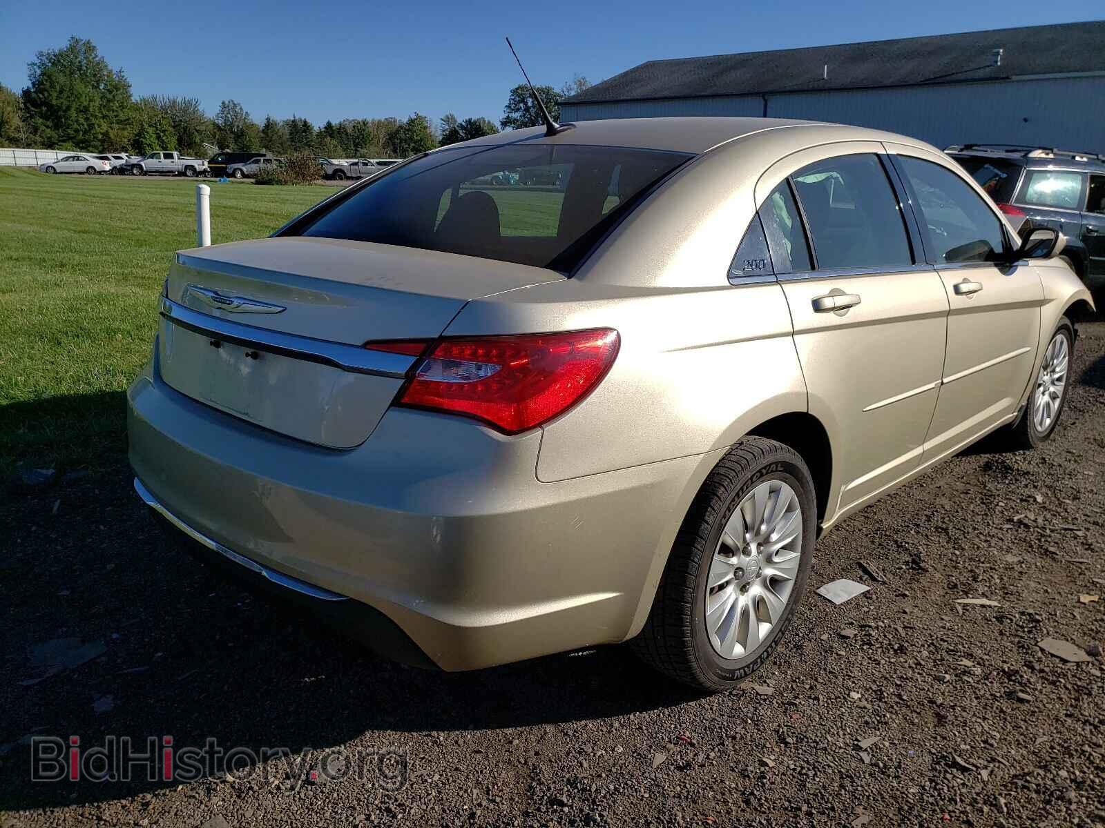 2011 CHRYSLER 200 - VIN: 1C3BC4FB4BN515562 - Photo 4
