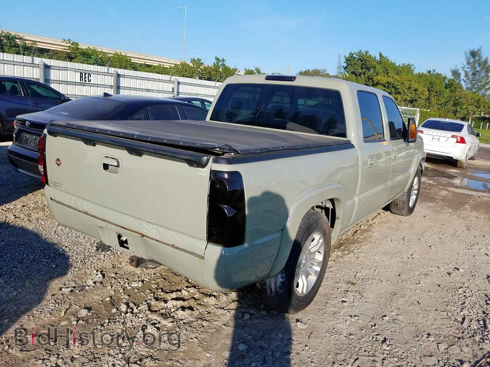 2006 CHEVROLET SILVERADO - VIN: 2GCEK13V061210737 - Фото 4