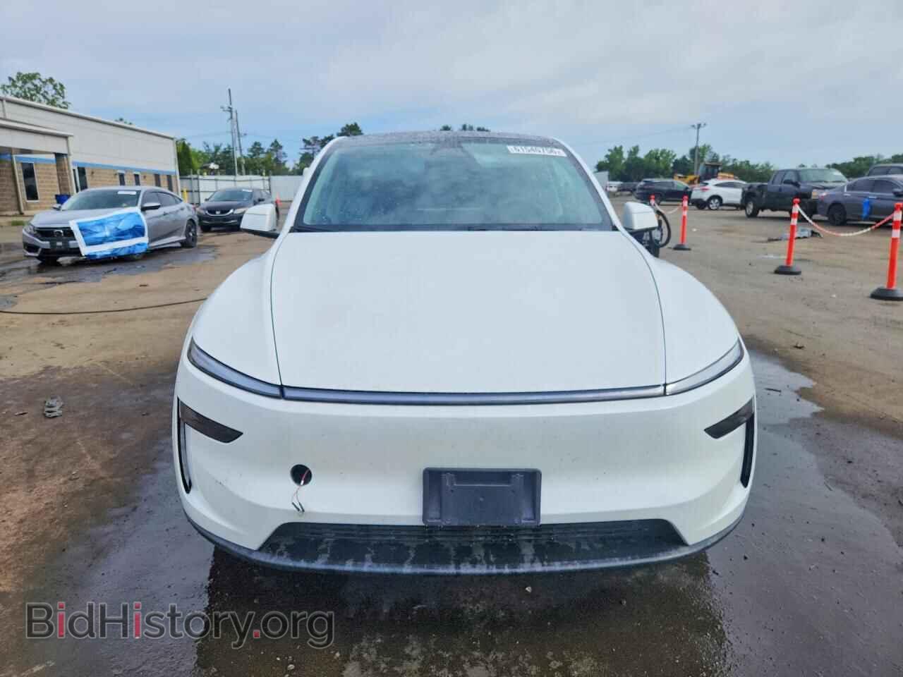 2026 TESLA MODEL Y - VIN: 7SAYGDEE2TA387084 - Photo 5