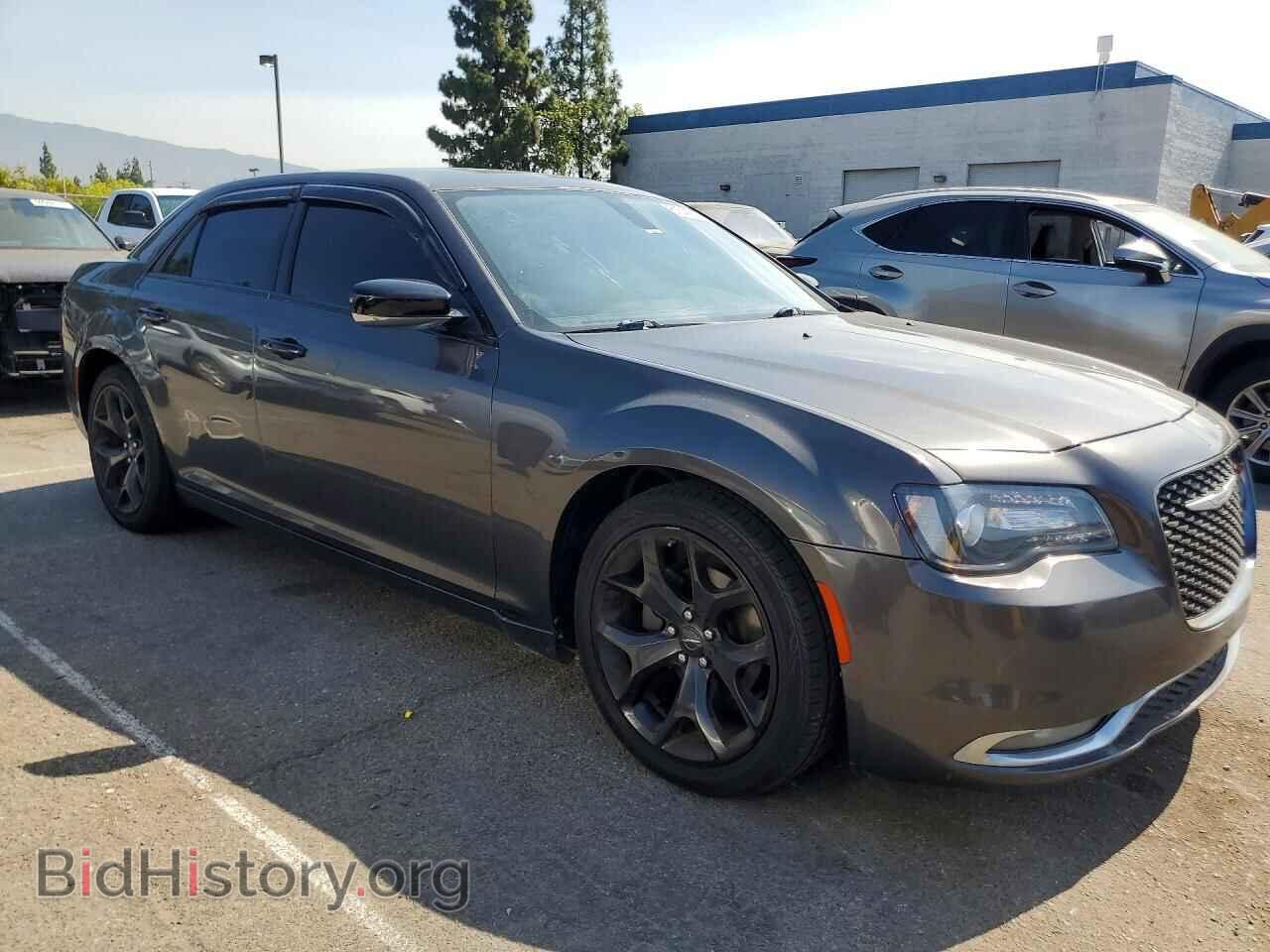 2019 CHRYSLER 300 - VIN: 2C3CCAEGXKH536747 - Photo 4