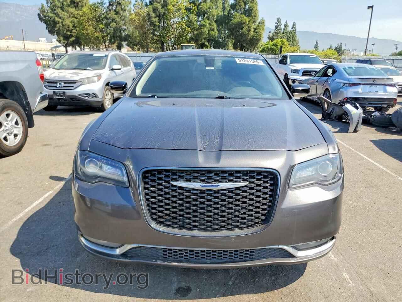 2019 CHRYSLER 300 - VIN: 2C3CCAEGXKH536747 - Photo 5