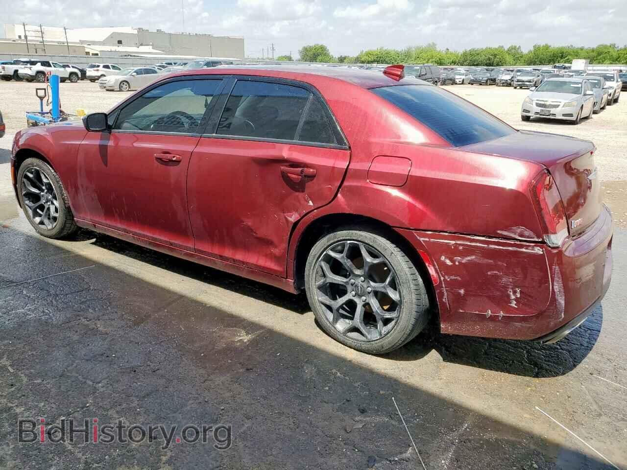 2020 CHRYSLER 300 - VIN: 2C3CCAAG3LH137475 - Фото 2